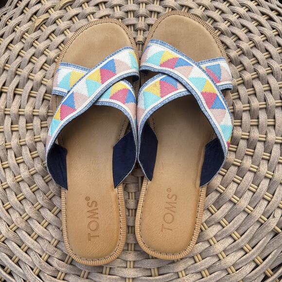 Toms Multicolor Criss Cross Slip On Leather Sandal Size 7.5 Women’s - Picture 1 of 13